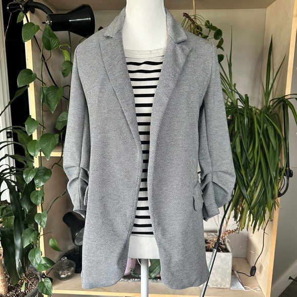 XS grey Dynamite blazer - Picture 1 of 7